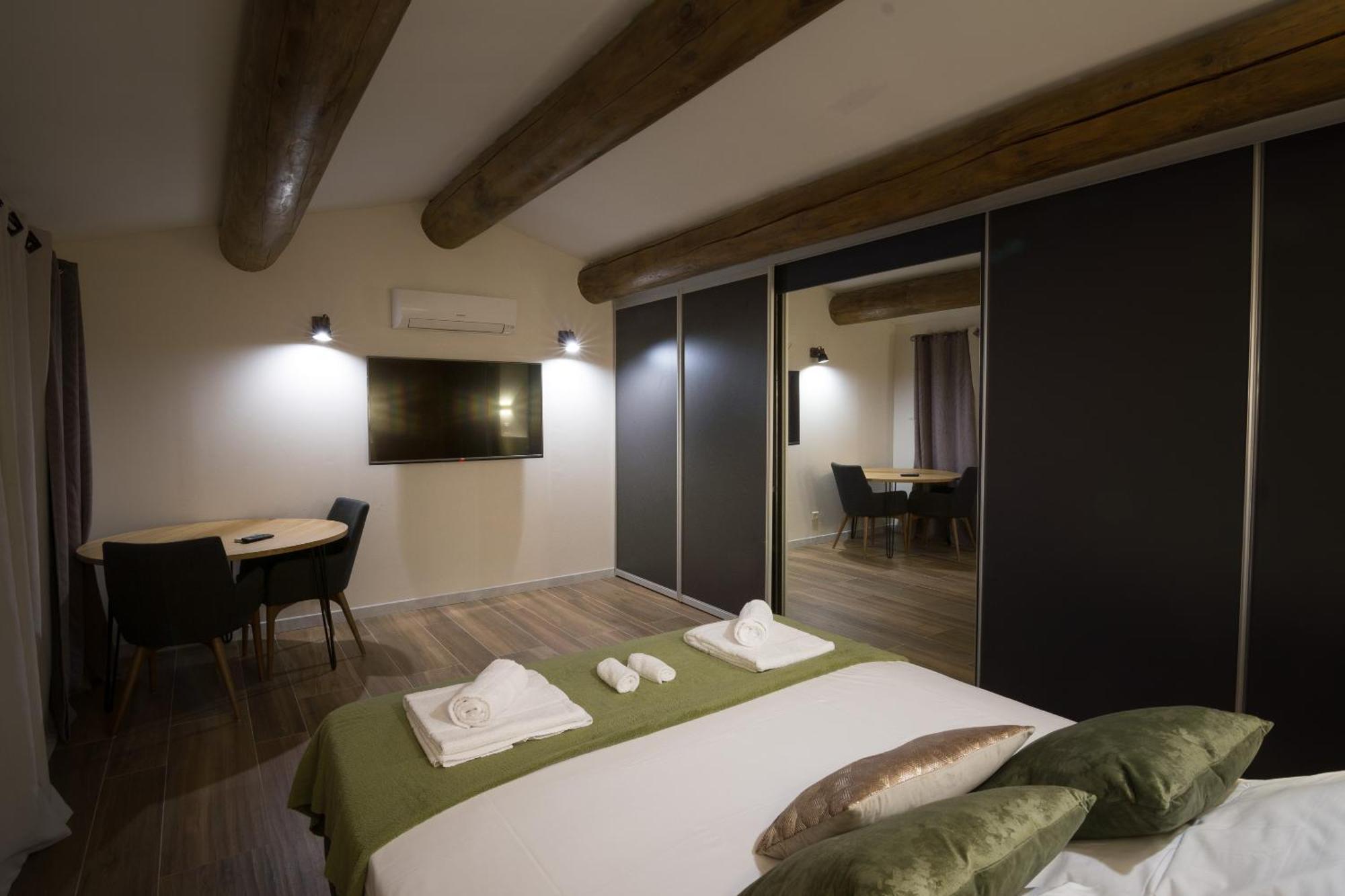 B&B Maison D'Hote Et Gite Mas D'Eymard Arles Cameră foto