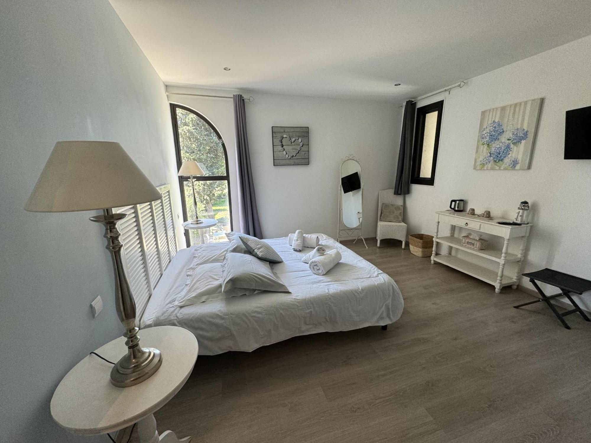 B&B Maison D'Hote Et Gite Mas D'Eymard Arles Cameră foto
